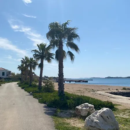 Chalet-mobilehome Mit Pool