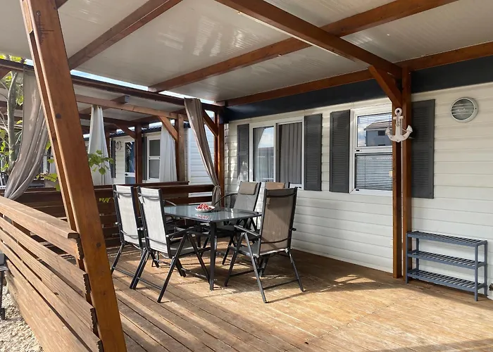 Kemping Chalet-mobilehome Mit Pool *